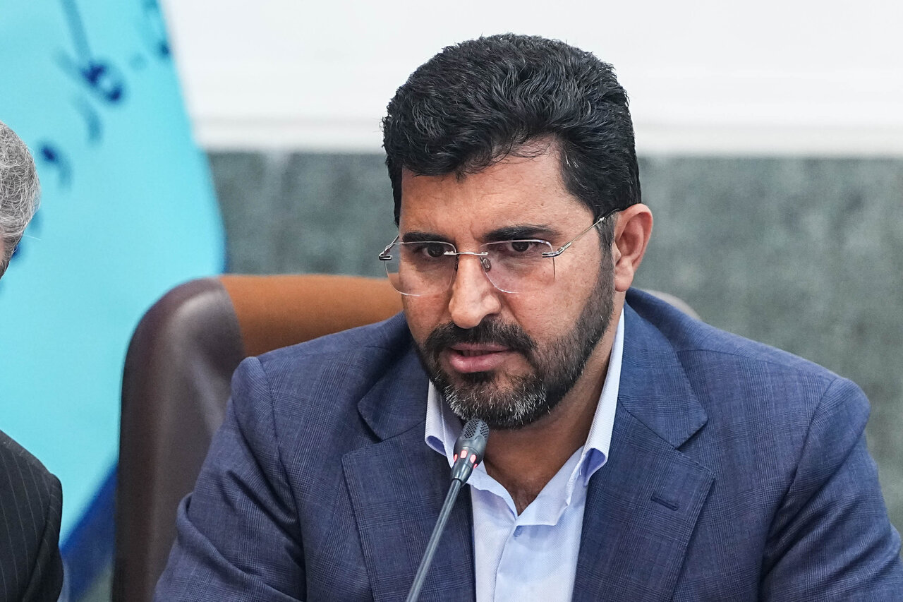 تغییر مبنای محاسبه حقوق بازنشستگان پلکانی اجرایی می‌شود/ لزوم صیانت از امنیت شغلی و معیشتی کارگران در وضعیت جنگی