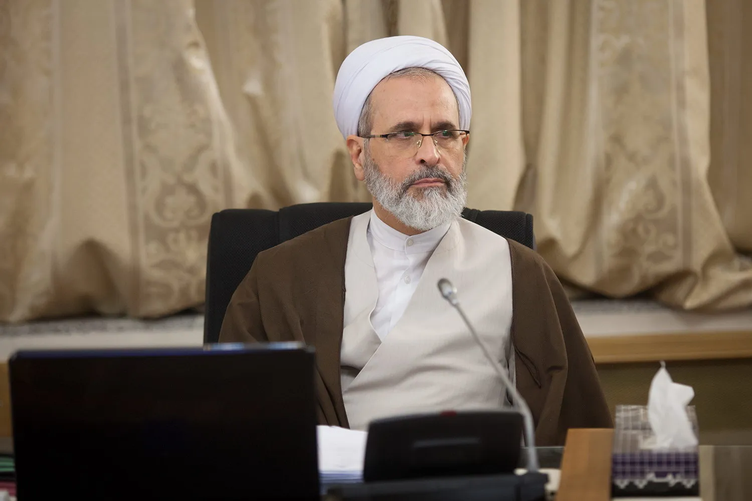 آیت‌الله اعرافی: تفاهم‌نامه پایان یافته است