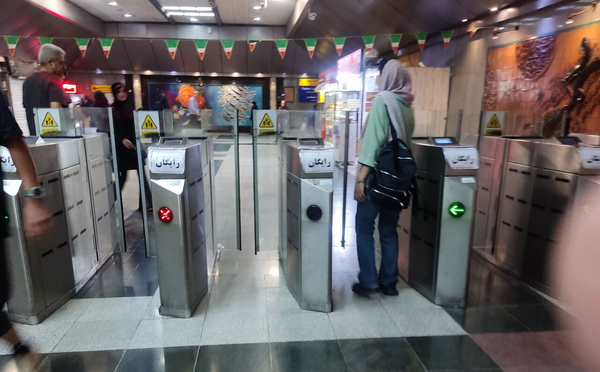 مترو و بی آرتی دو ماه دیگر در تهران رایگان ماند