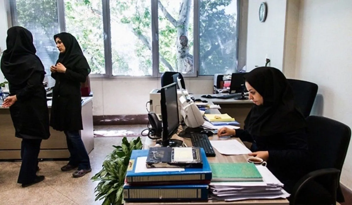 خبر مهم برای نیروهای شرکتی | چه زمانی استخدام رسمی می‌شوند؟