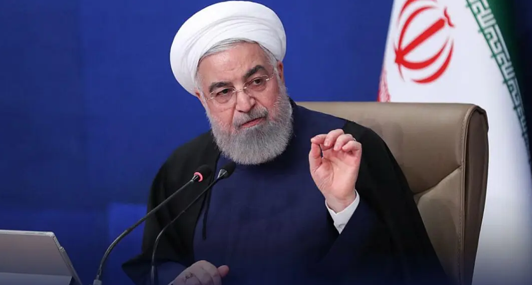 روحانی: آیا مردم با ادامه جنگ موافق هستند؟