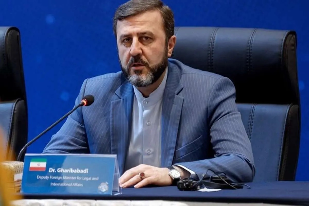 کغریب آبادی: تنگه هرمز میدان نمایش نظامی قدرت‌های فرامنطقه‌ای نیست