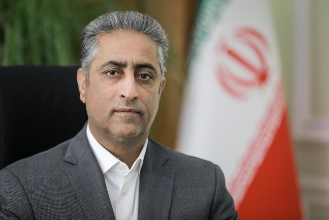 ماجرای بازنشسته ای در راس مدیریت بانک صنعت و معدن ماجرای بازنشسته ای در راس مدیریت بانک صنعت و معدن