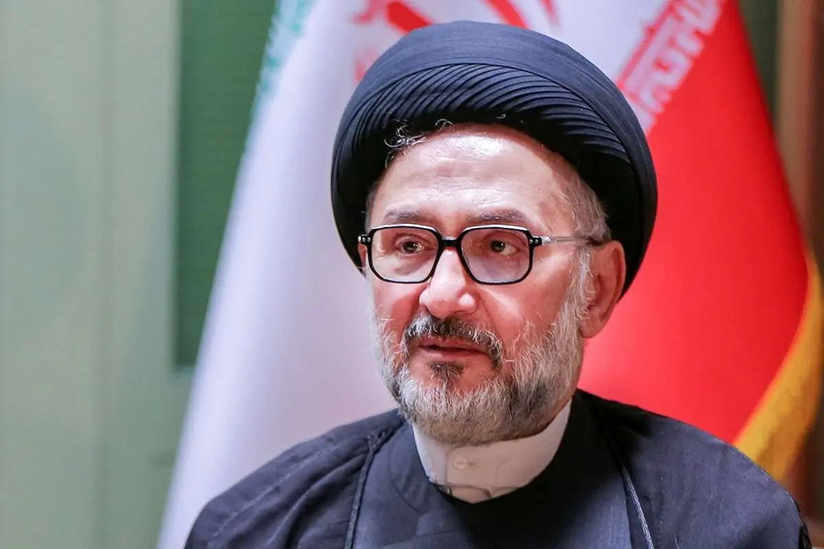 ابطحی:لیست مسئولان موثر بالای ۹۰ سال زیاد است!