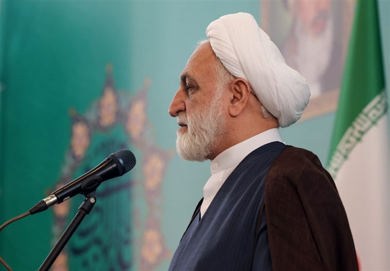 تندروها در حمایت چه کسانی هستند؟