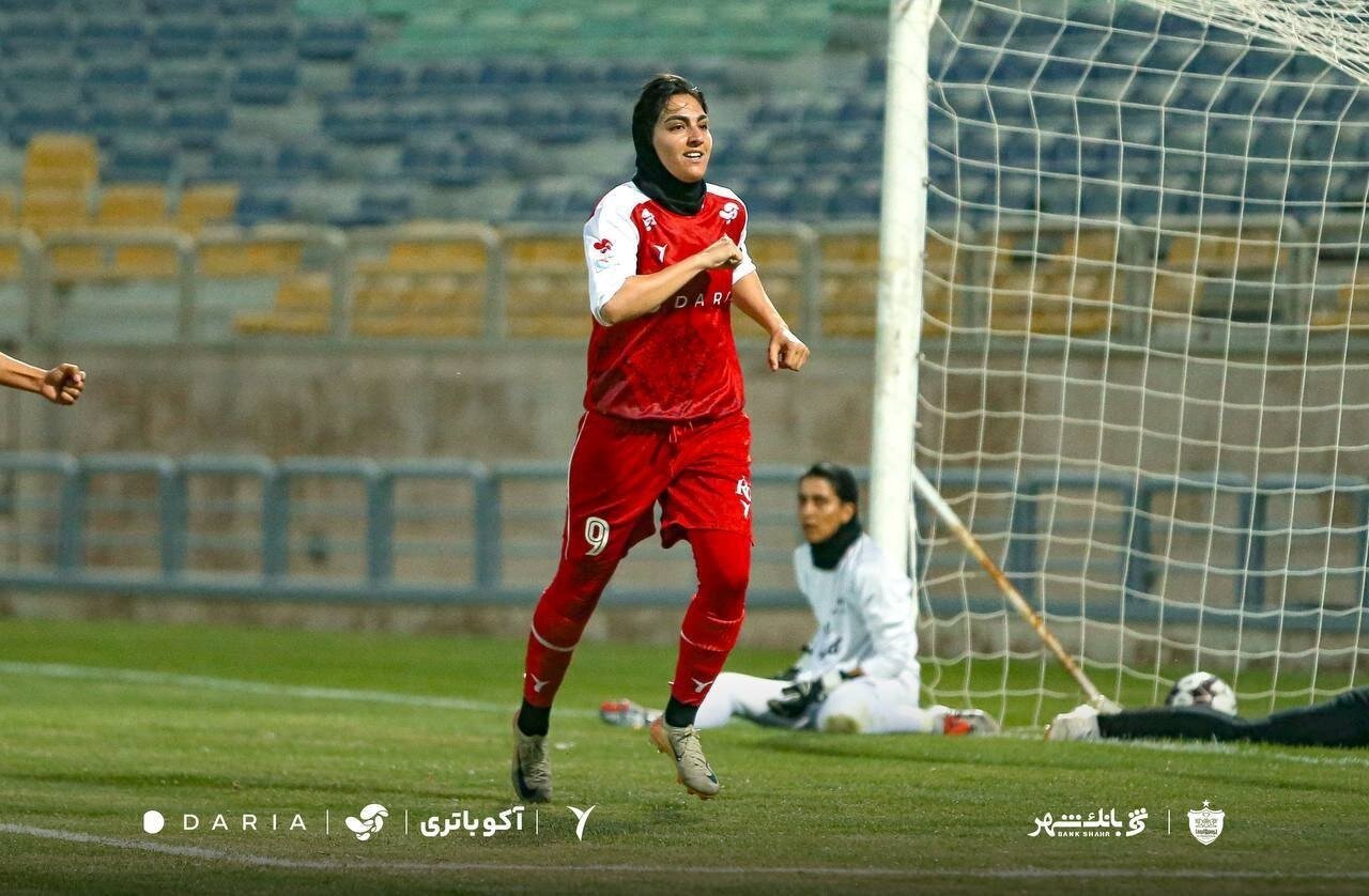 آرزوی دو استقلالی سرخ‌پوش: انشاالله قهرمانی دوگانه پرسپولیس!