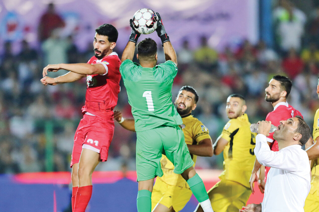 پاتک استقلال به پرسپولیس؛ هافبک سرخ‌ها در آستانه یاغی شدن