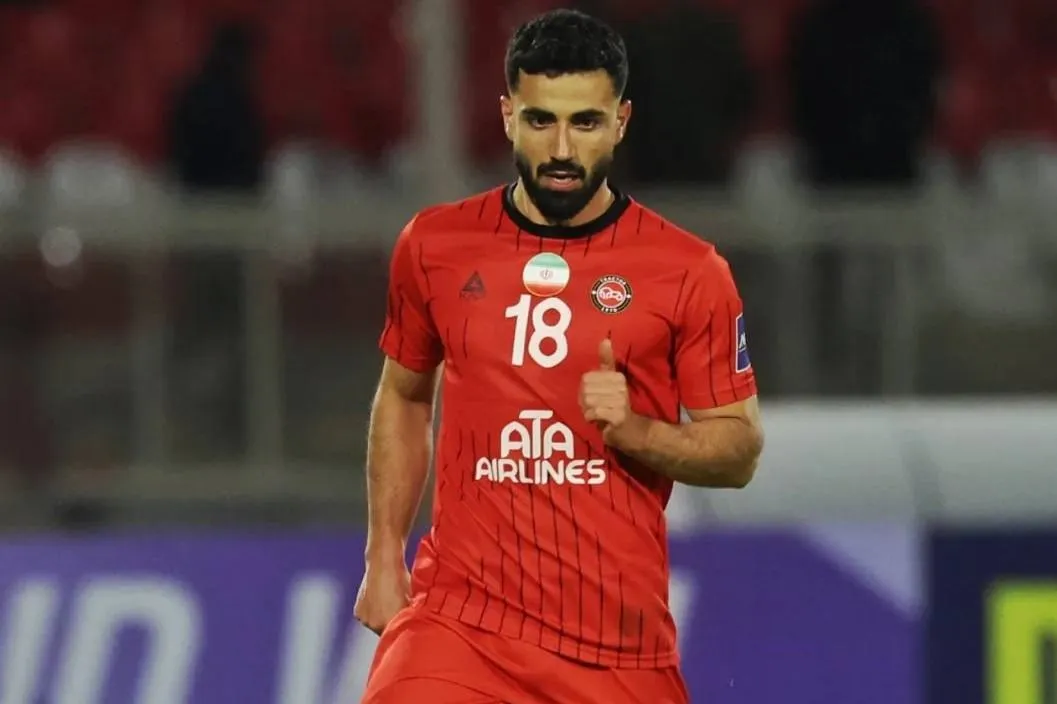 بازیِ نکونام برای پرسپولیس؛ رامین رضاییان تراکتوری می‌شود