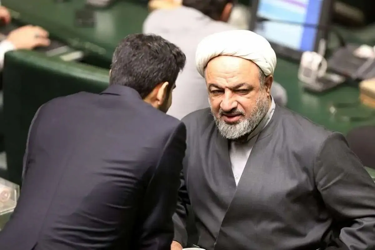 چرا رسایی این بار از الاغ عذرخواهی کرد؟