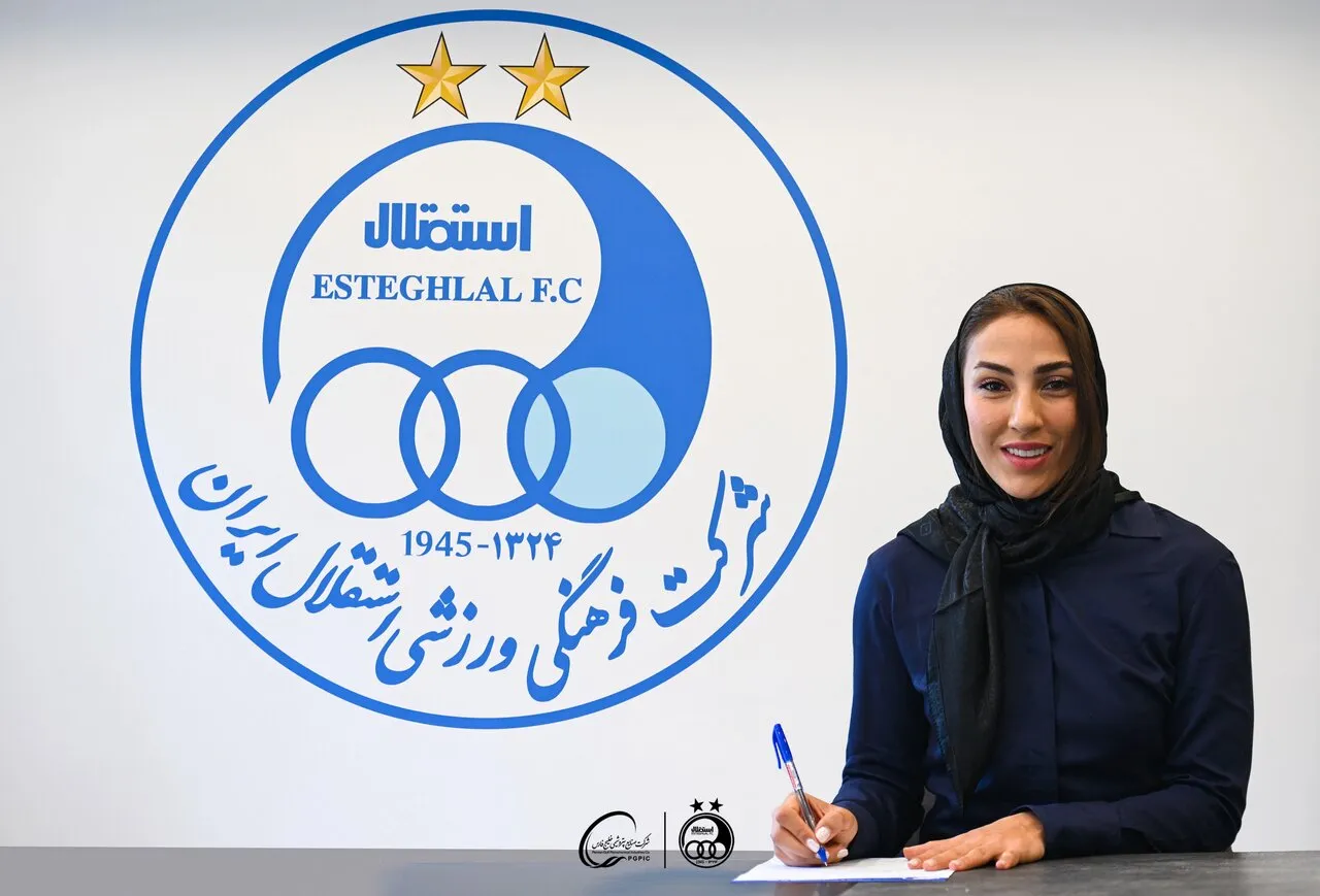 عکس | بمب تابستانی استقلال؛ دروازه‌بان بشیکتاش آبی‌پوش شد